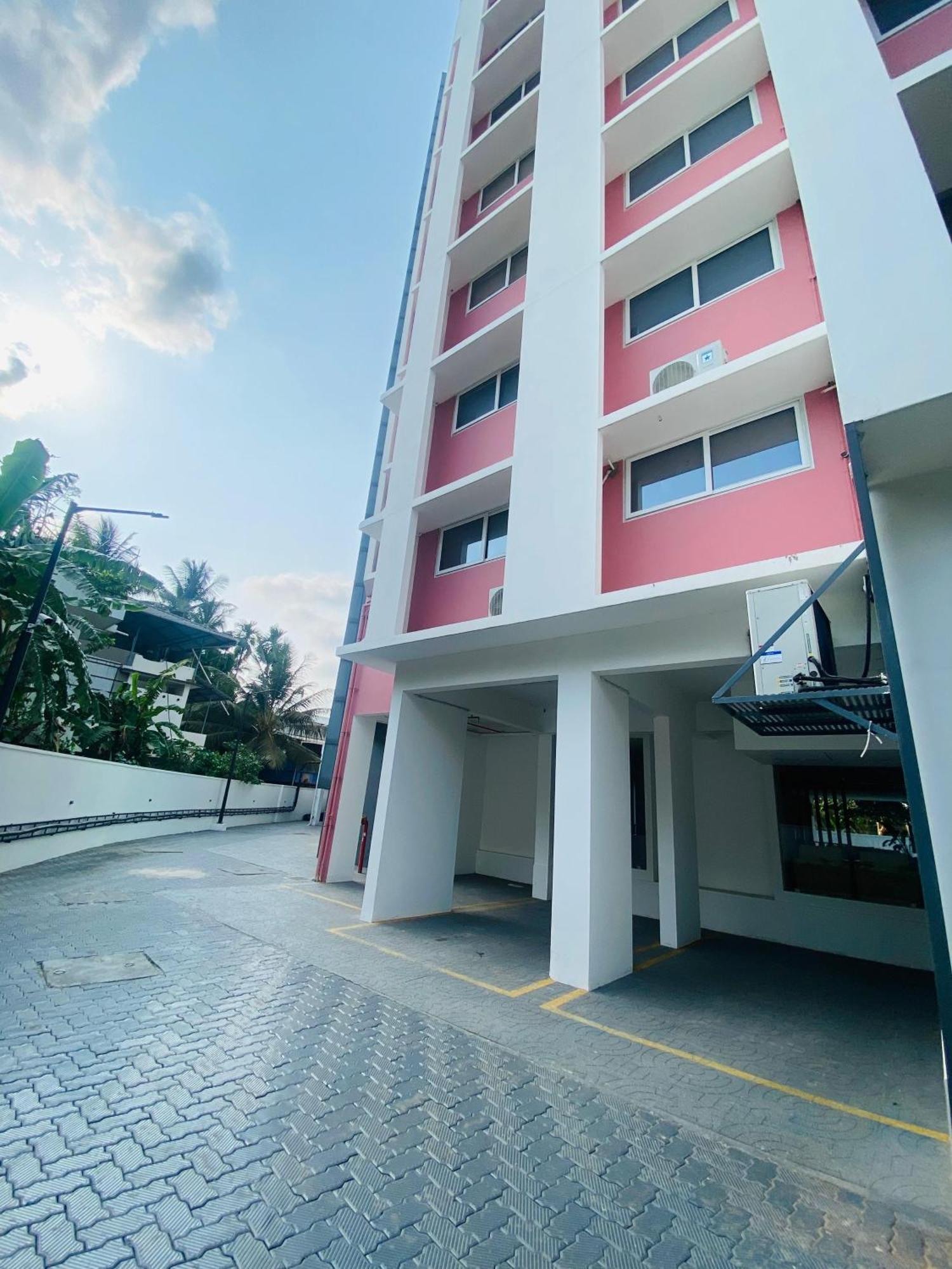 The Habitat Suites Ґуруваюр Екстер'єр фото
