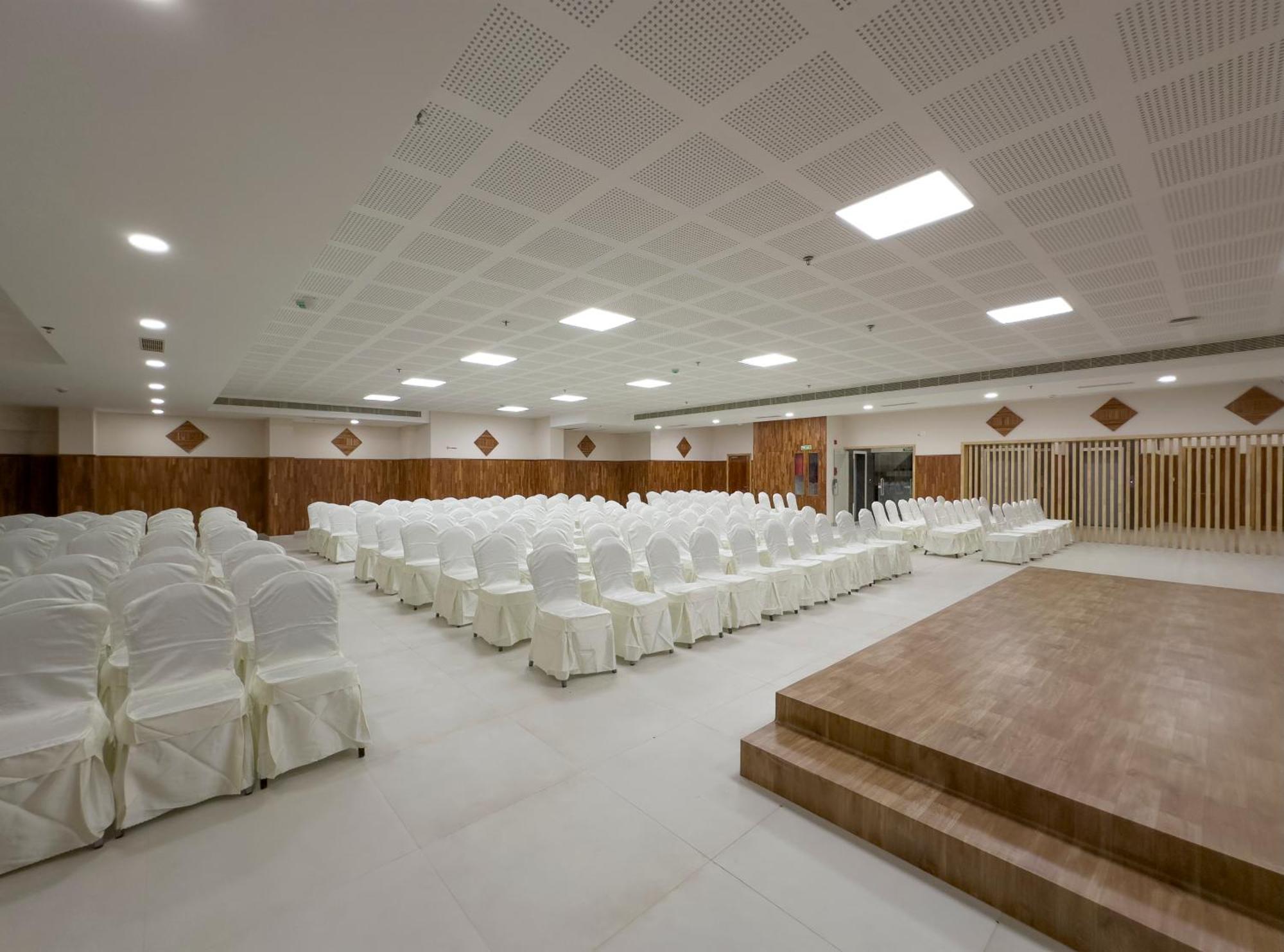 The Habitat Suites Ґуруваюр Екстер'єр фото